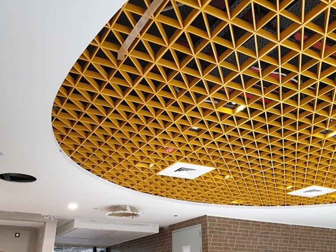 Open-cell ceiling in a retail interior